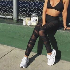 Lululemon High Times Bandage Leggings Tech Mesh 7/8 - black size 2